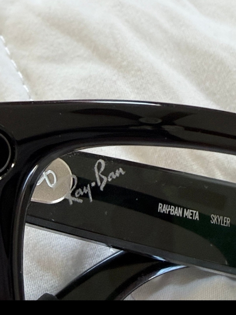 Ray-Ban Skyler Gen 2 Sunglasses - Black Frame with Purple Lenses - Picture 3 of 5